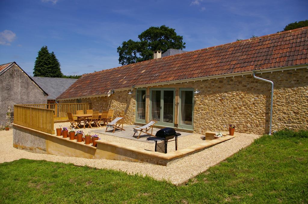 Wyke Farm Hotel Axminster Exterior foto